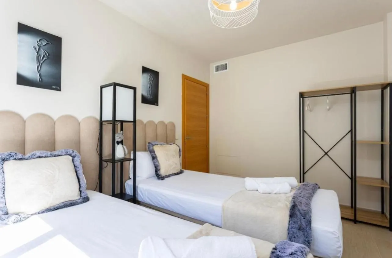 Estepona Elegance Apartment 150Mts From The Sea