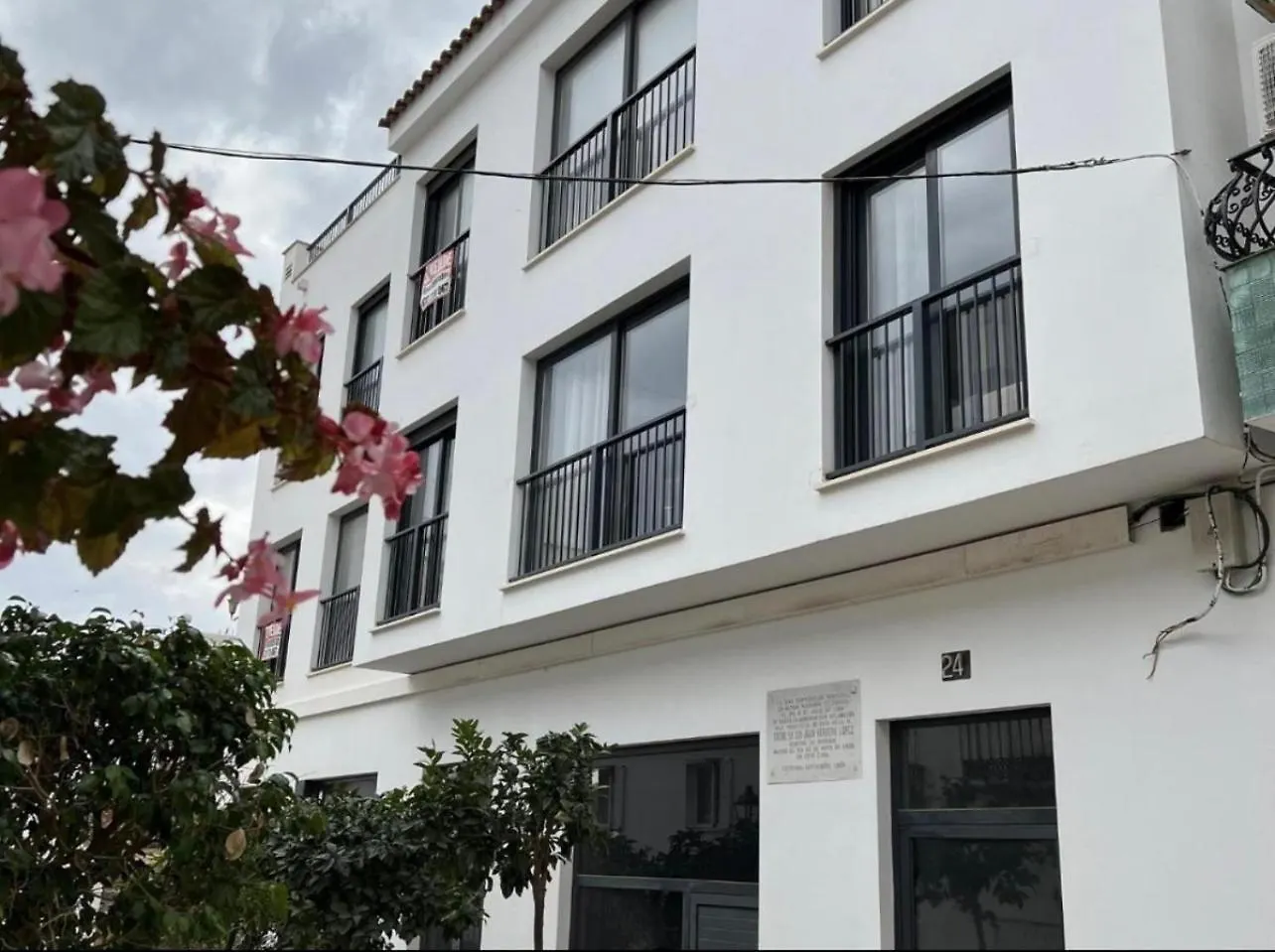 Estepona Elegance Apartment 150Mts From The Sea إسبانيا